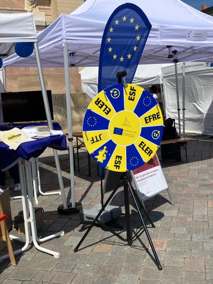 Glücksrad zum Europafest 2024