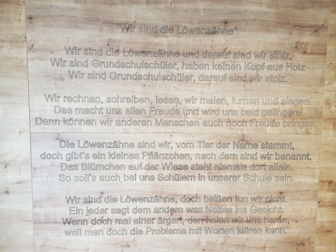 Gedicht der Löwenzähne in der Löwenzahn Grundschule in Velten